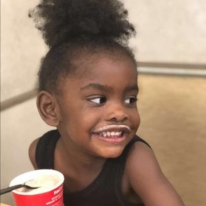 Meet your Posher, Ceondra